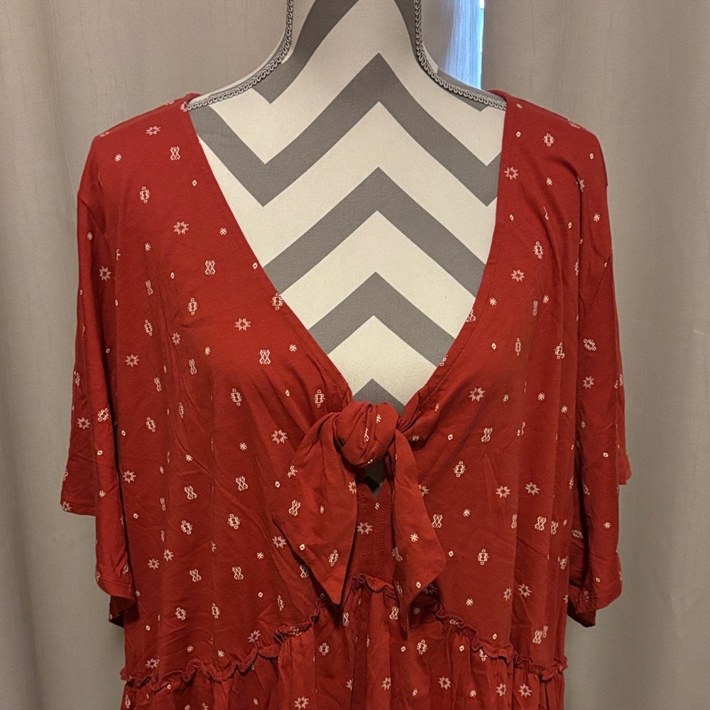 Torrid Red Top - Picture 2 of 13